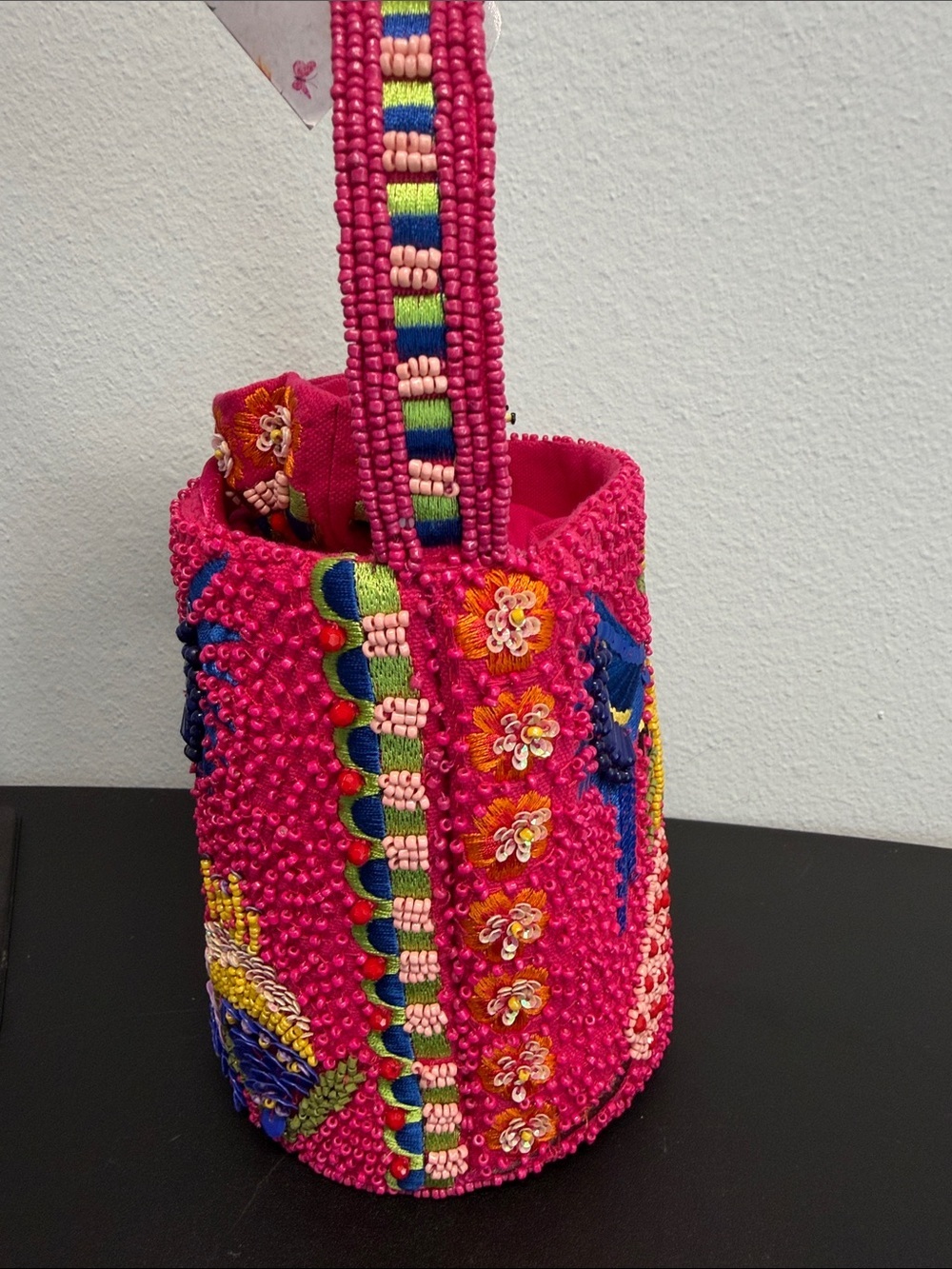Handcrafted In India | Beaded Tropical Rainforest Macaw Bucket Bag 🦜🦥 🌴 - Picture 4 of 10